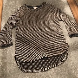 A11 HM Knit Sweater Black White Hi Low Crochet Top Cozy Long Sleeve sz XS